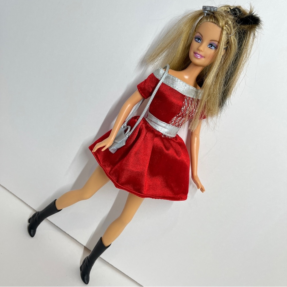 Vintage 2004 Barbie Fashion Show From Rocker to Glam Doll Restyled y2k Toy
